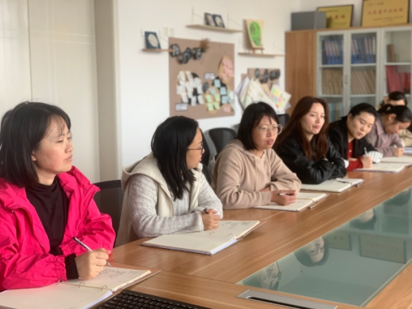 晨锻提质 护幼成长