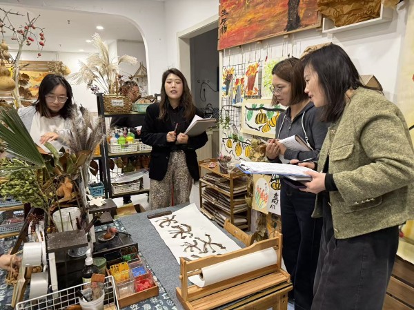 “境”润童心  “域”见成长